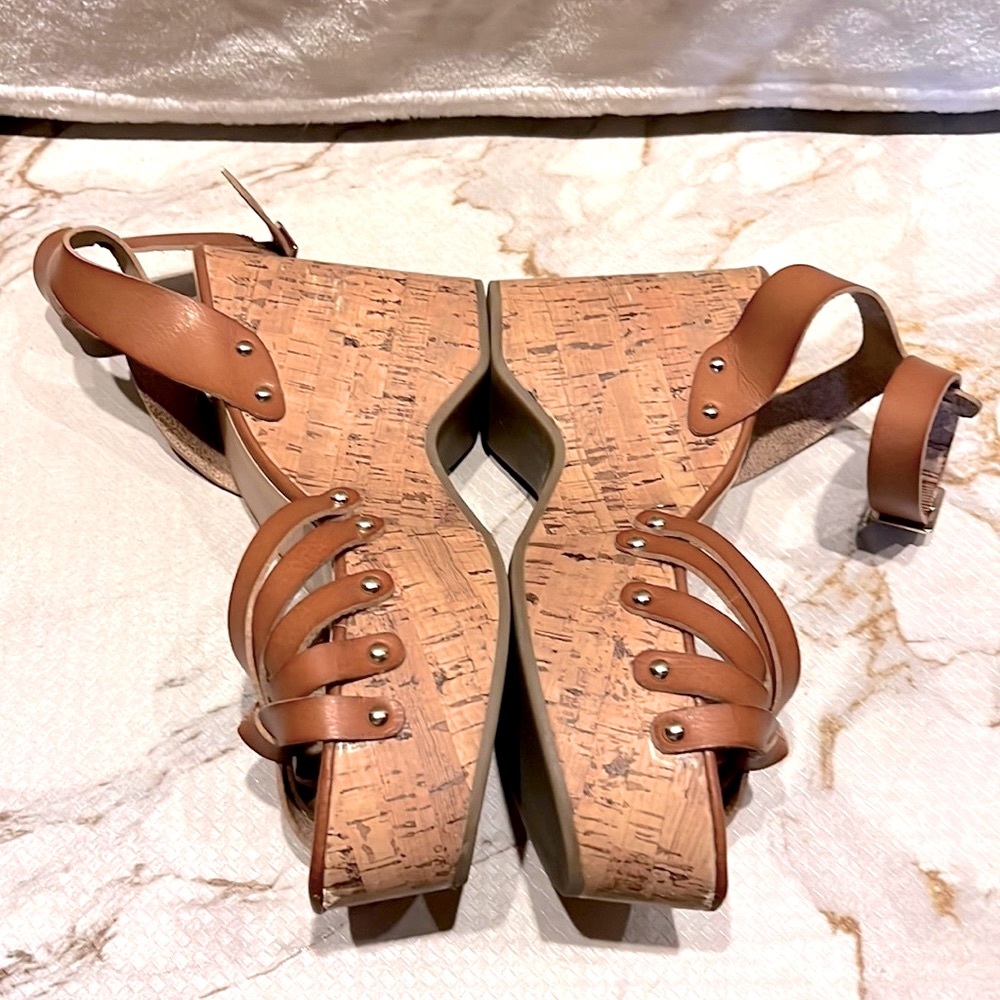 LK NW MOSSIMO 👡 FAUX BROWN LEATHER 4” CORK HEEL PLATFORM WEDGE SANDALS Womens 10 - Picture 6 of 16